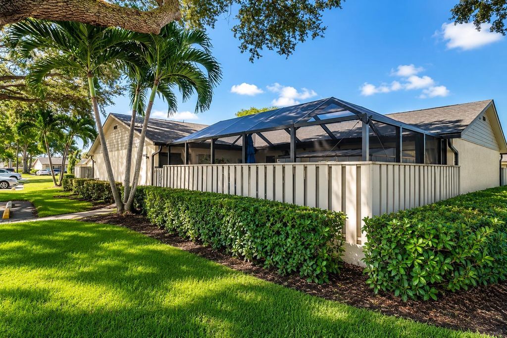1433 Captains Walk 18a, Fort Pierce, FL 34950