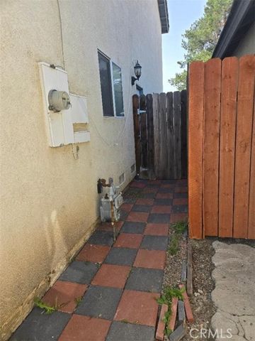 260 Mahogany, San Jacinto, CA 92582