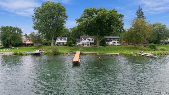 1819 Winter Road, Grand Island, NY 14072