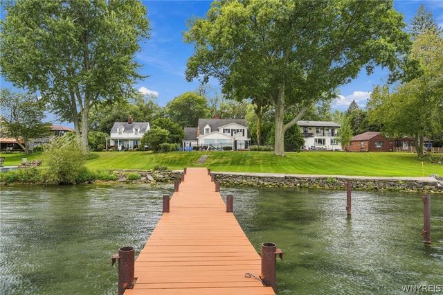 1819 Winter Road, Grand Island, NY 14072