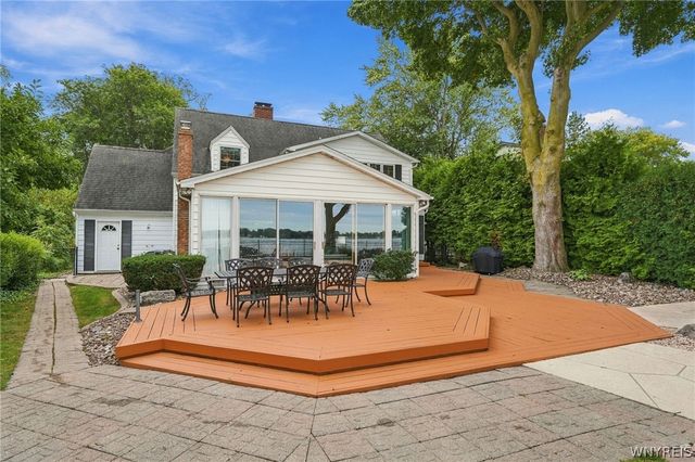 1819 Winter Road, Grand Island, NY 14072