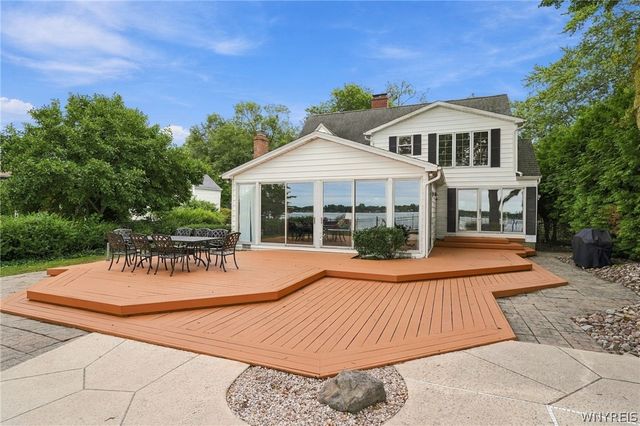 1819 Winter Road, Grand Island, NY 14072