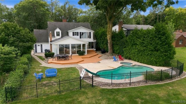 1819 Winter Road, Grand Island, NY 14072