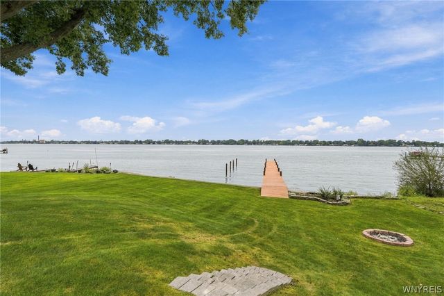 1819 Winter Road, Grand Island, NY 14072