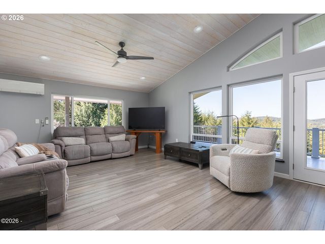 597 OJALLA Rd, Siletz, OR 97380