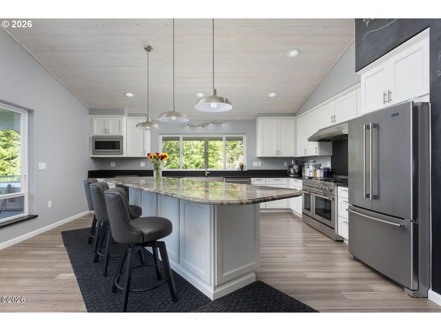 597 OJALLA Rd, Siletz, OR 97380