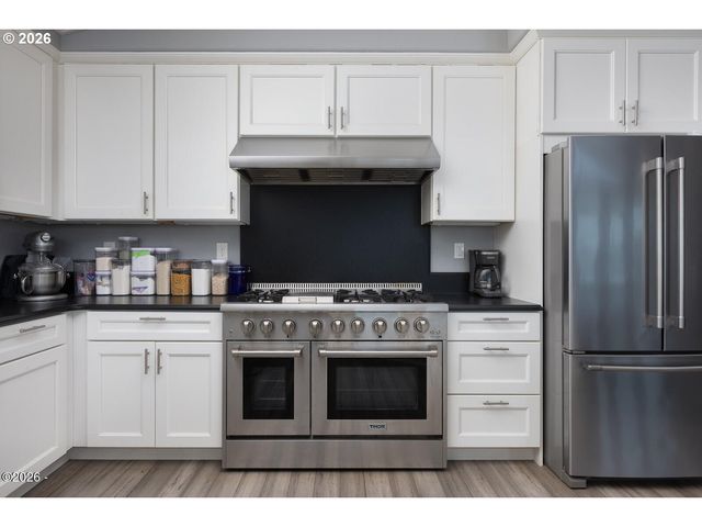 597 OJALLA Rd, Siletz, OR 97380