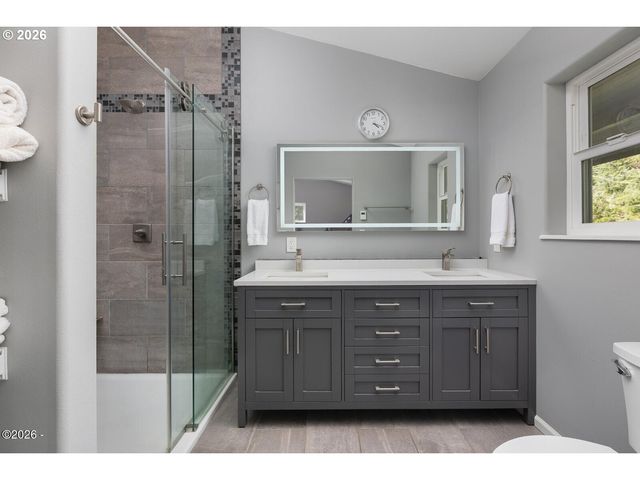 597 OJALLA Rd, Siletz, OR 97380