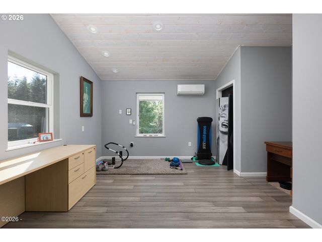597 OJALLA Rd, Siletz, OR 97380