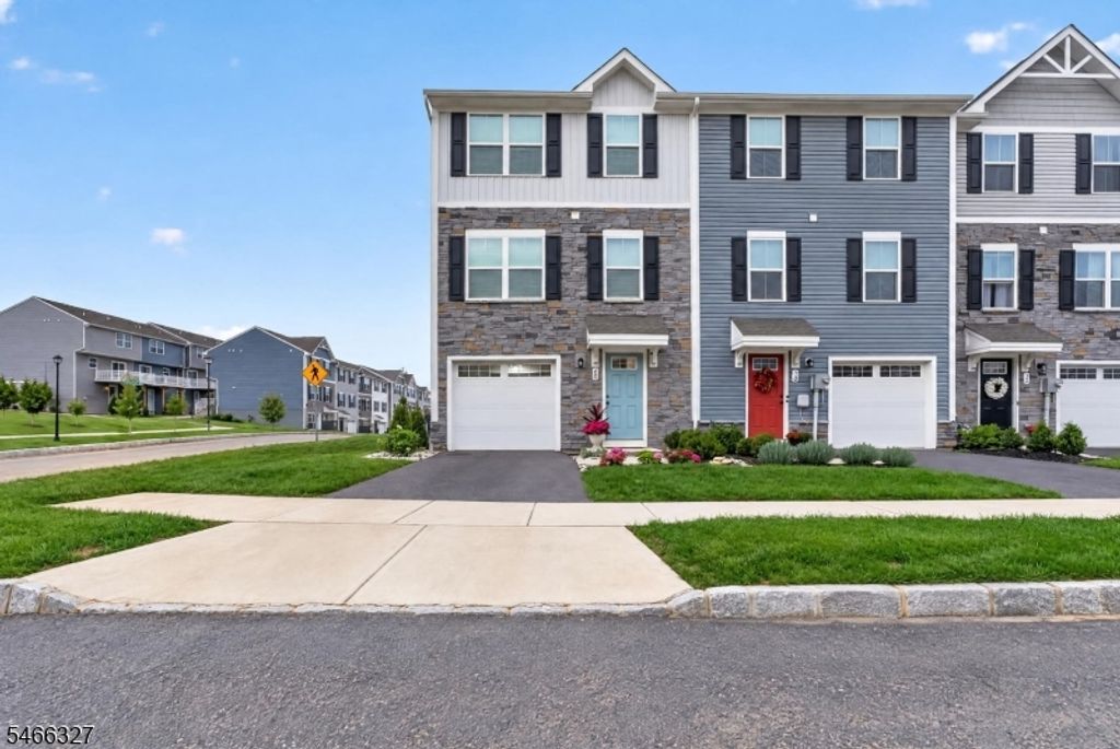 56 Limestone Blvd, Washington Twp., NJ 07882 — exterior
