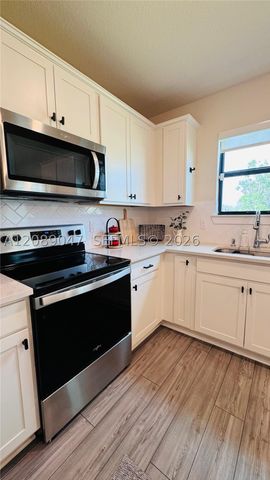 3117 Buttonwood Ct, Lauderdale Lakes, FL 33311