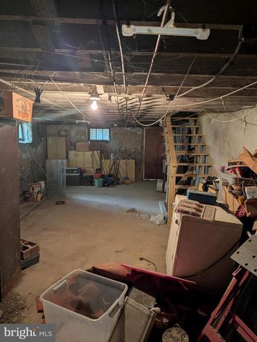 80 W MARSHALL RD, Lansdowne, PA 19050