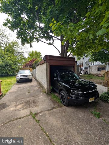 80 W MARSHALL RD, Lansdowne, PA 19050