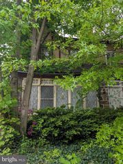 80 W MARSHALL RD, Lansdowne, PA 19050