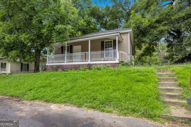 3 Spruce Street, Porterdale, GA 30014