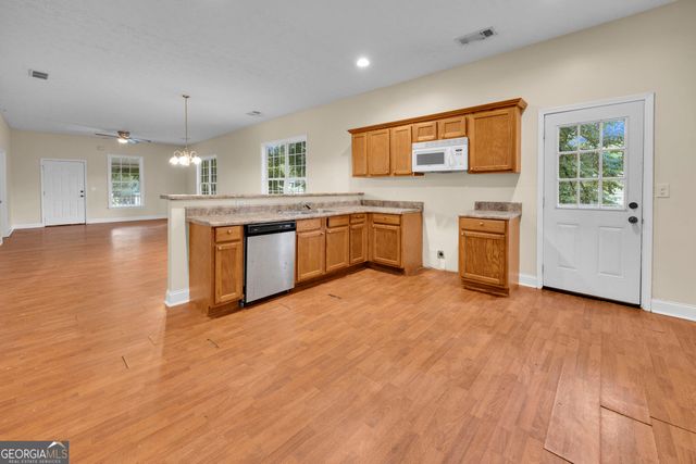3 Spruce Street, Porterdale, GA 30014