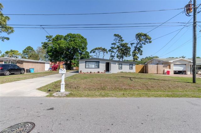 10889 124TH AVENUE, Largo, FL 33778
