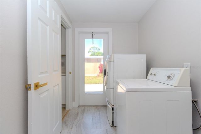 10889 124TH AVENUE, Largo, FL 33778