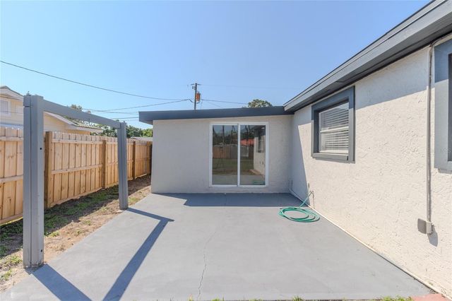 10889 124TH AVENUE, Largo, FL 33778