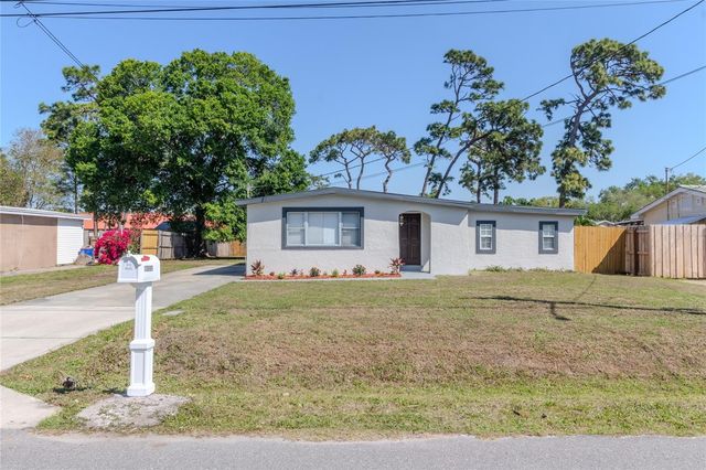 10889 124TH AVENUE, Largo, FL 33778