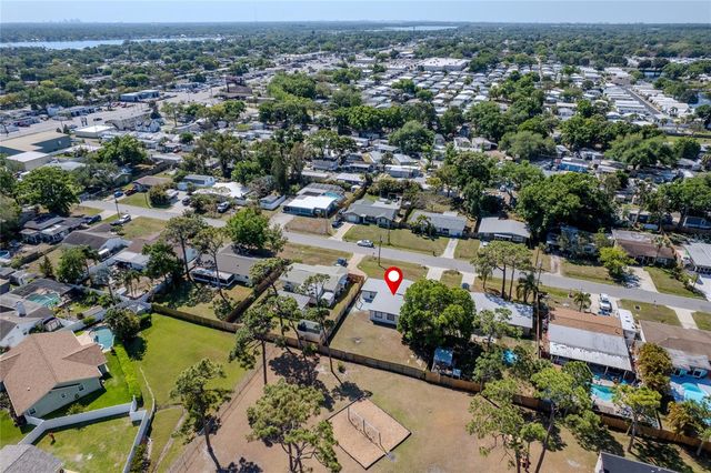 10889 124TH AVENUE, Largo, FL 33778