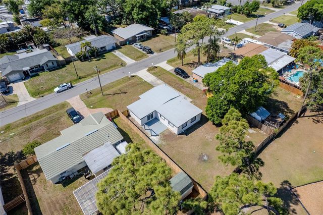 10889 124TH AVENUE, Largo, FL 33778