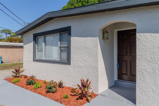 10889 124TH AVENUE, Largo, FL 33778