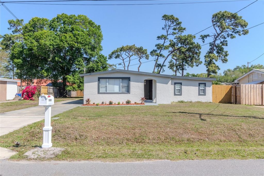 10889 124TH AVENUE, Largo, FL 33778