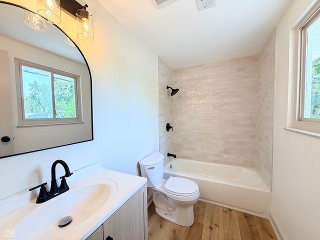3649 Luewan Drive, Indianapolis, IN 46235