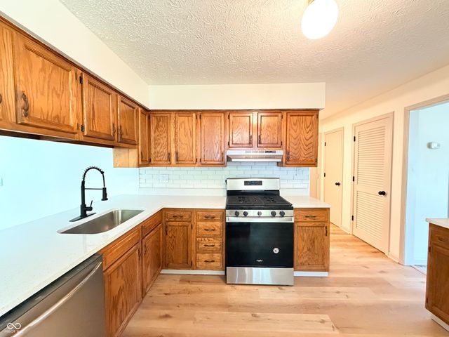 3649 Luewan Drive, Indianapolis, IN 46235
