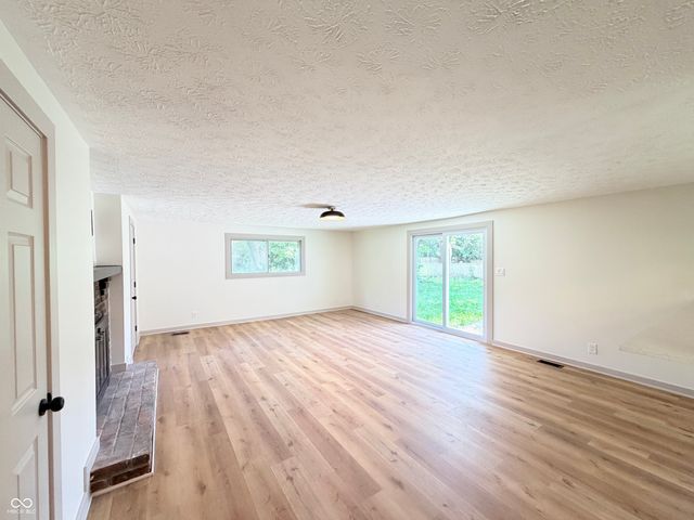 3649 Luewan Drive, Indianapolis, IN 46235