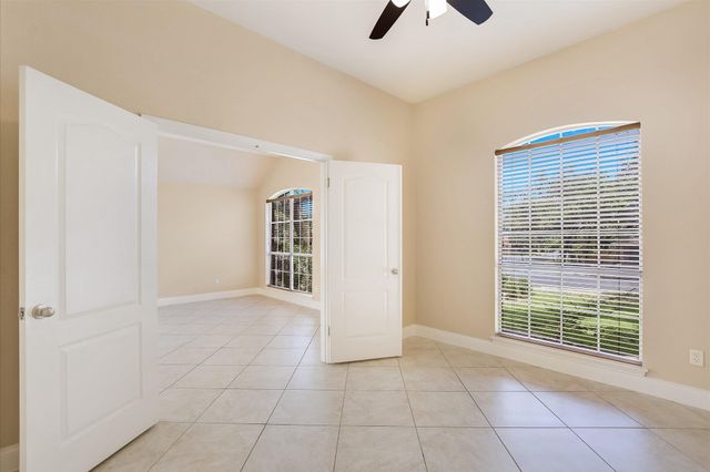 7200 Quimper LN, Austin, TX 78749