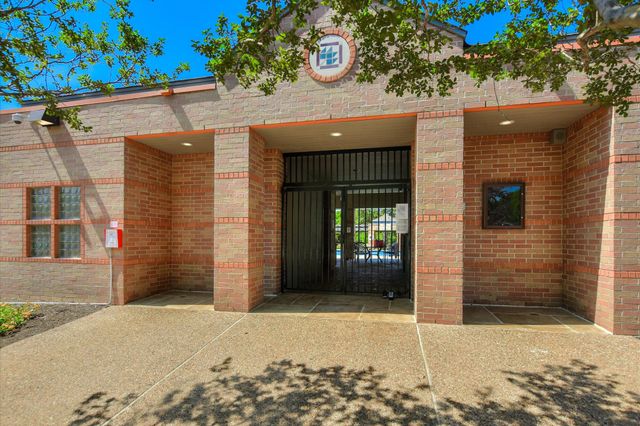 7200 Quimper LN, Austin, TX 78749