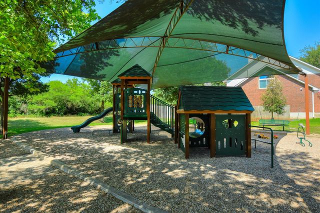 7200 Quimper LN, Austin, TX 78749