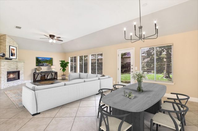 7200 Quimper LN, Austin, TX 78749
