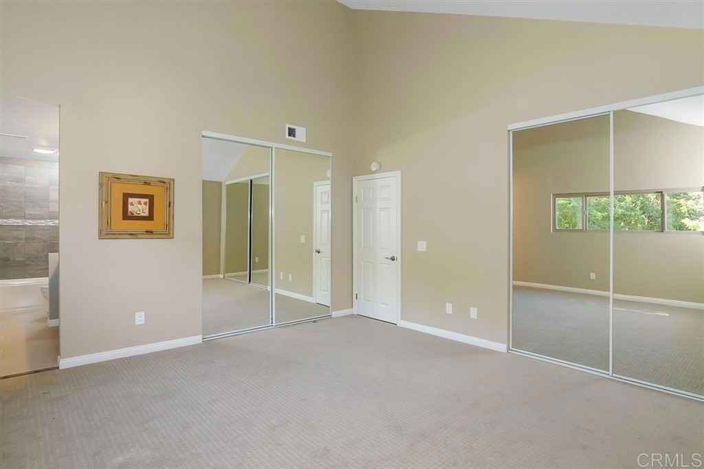 Image 5 of property listing at 5210 Caminito Apartado, San Diego, CA 92108