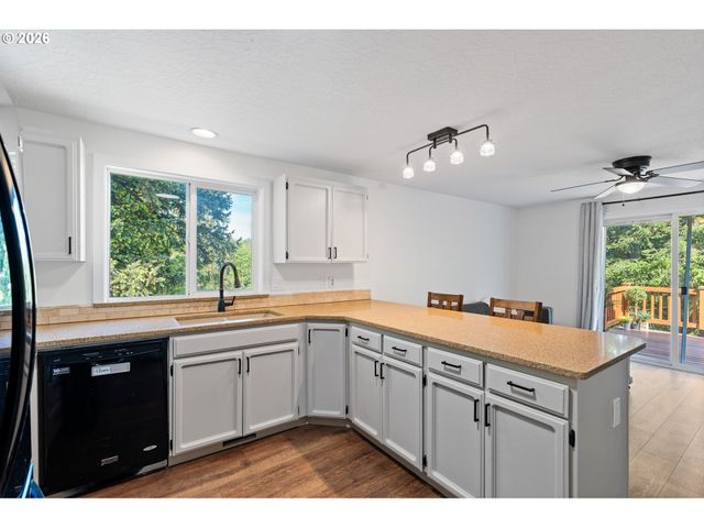 1316 Nw MAPLE Ln, Camas, WA 98607