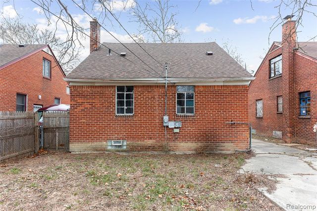 9327 Stout Street, Detroit, MI 48228