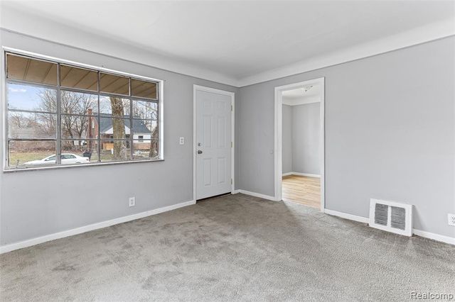 9327 Stout Street, Detroit, MI 48228