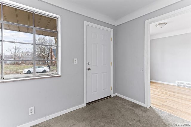 9327 Stout Street, Detroit, MI 48228