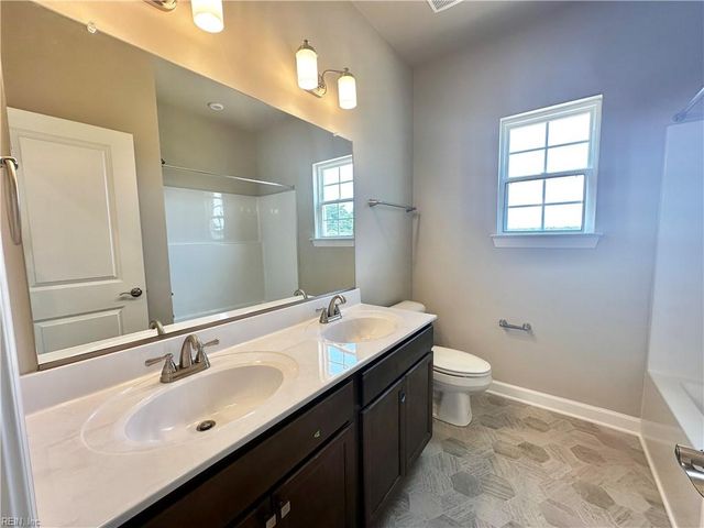 308 Station DR, Suffolk, VA 23434