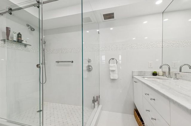 2200 S Ocean Boulevard 203, Delray Beach, FL 33483