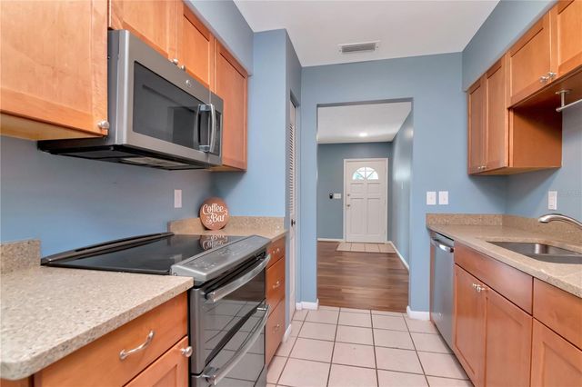 7303 WOODKIRK COURT, Tampa, FL 33634