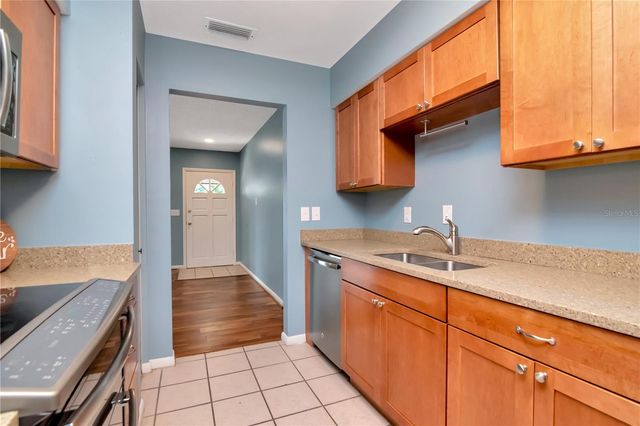 7303 WOODKIRK COURT, Tampa, FL 33634