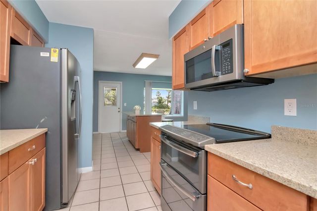 7303 WOODKIRK COURT, Tampa, FL 33634