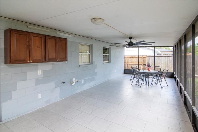 7303 WOODKIRK COURT, Tampa, FL 33634