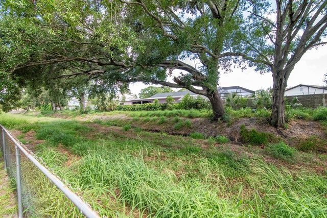 7303 WOODKIRK COURT, Tampa, FL 33634