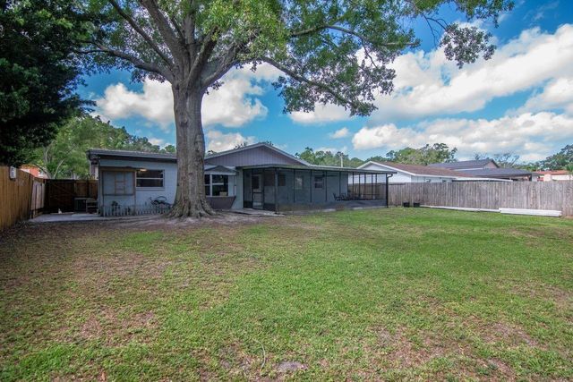 7303 WOODKIRK COURT, Tampa, FL 33634