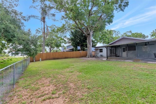 7303 WOODKIRK COURT, Tampa, FL 33634