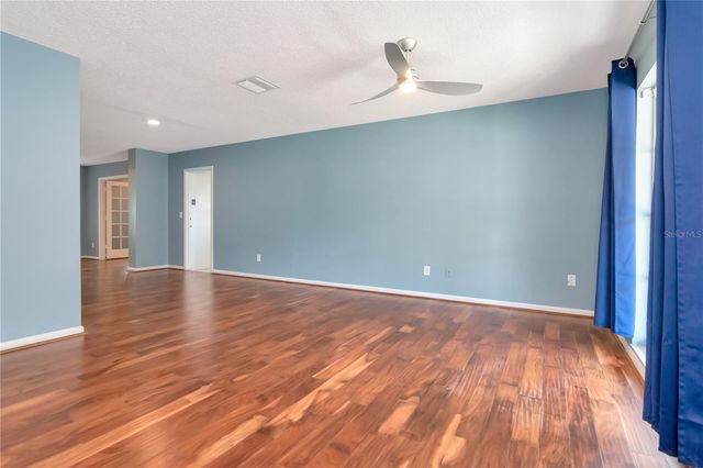 7303 WOODKIRK COURT, Tampa, FL 33634